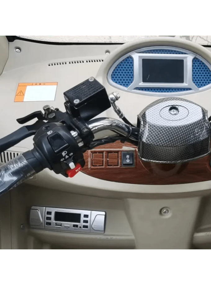 GIO GOLF ENCLOSED MOBILITY SCOOTER 60V 1200W, top speed 18mph, Range up to 30 miles, backup camera, heater, fan, alarm, media center, 500lb load capacity